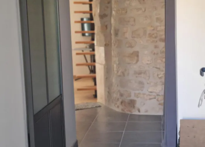 בית נופש Le De Aimee *