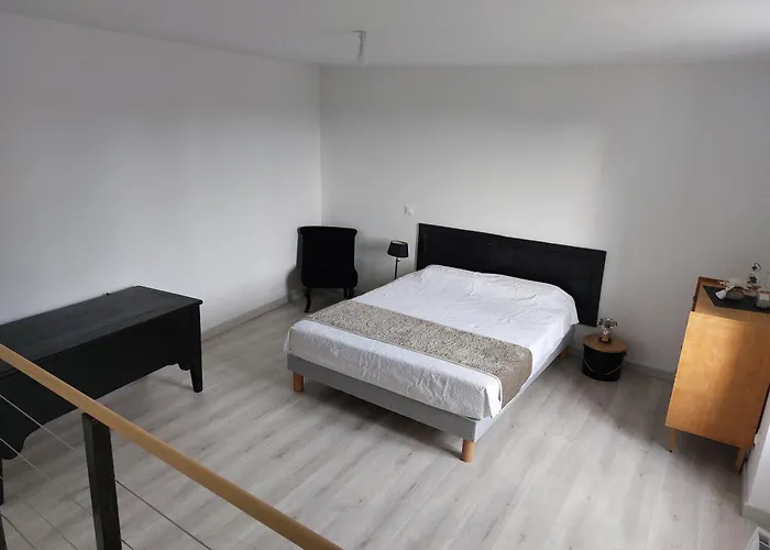 בית נופש Le De Aimee